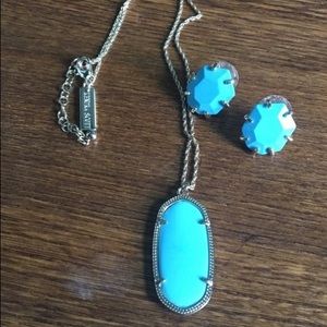Kendra Scott turquoise pendant necklace